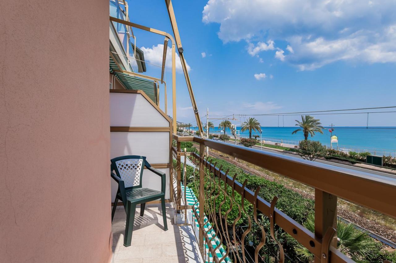Residence Villa Alda Pietra Ligure Εξωτερικό φωτογραφία